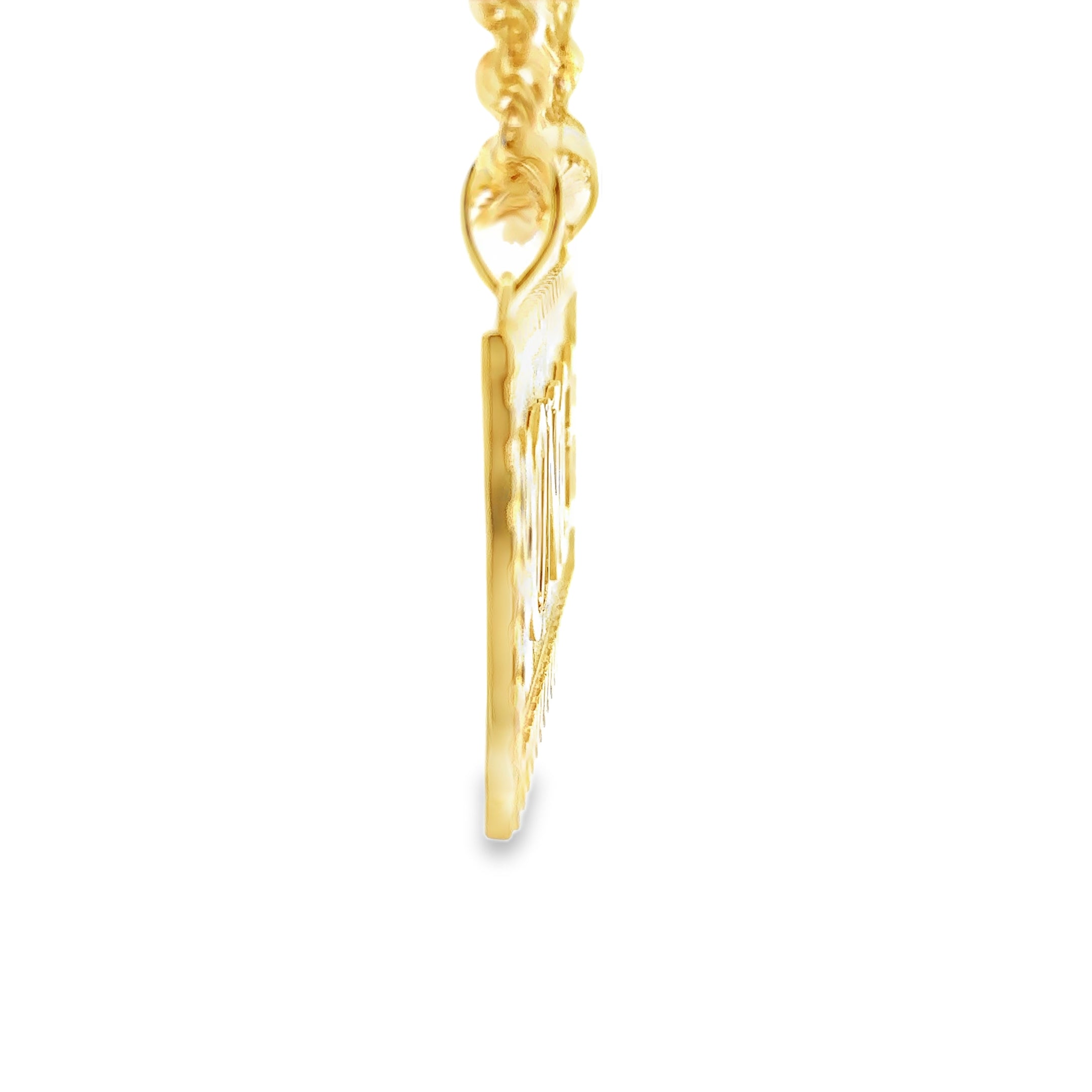 Customized Gold Pendant Made to Order in 3–5 Weeks