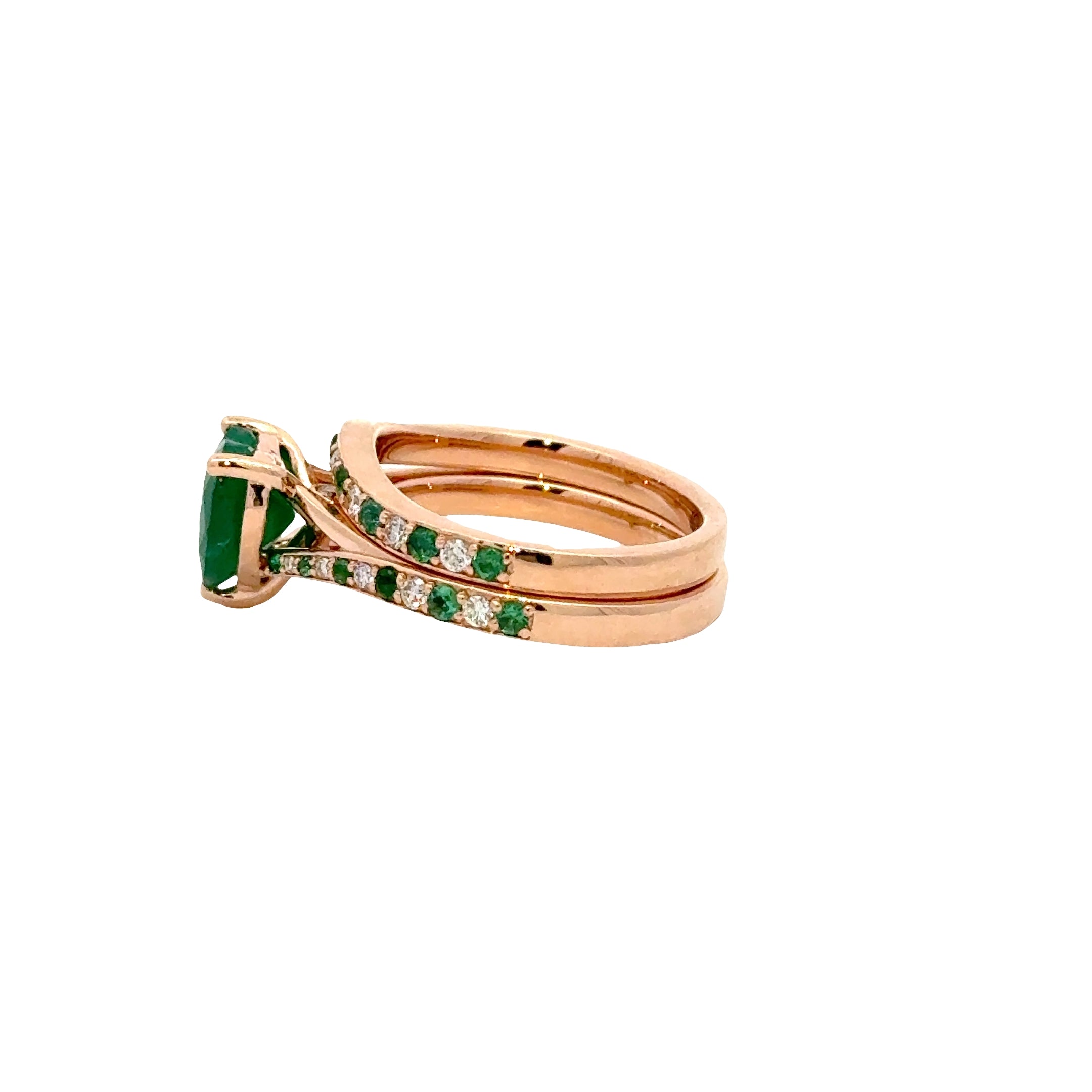18K gold heart shaped natural emerald diamond bridal ring with split band design