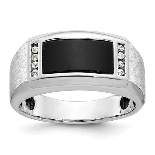 14k white gold men's satin onyx and diamond ring featuring a sleek design, showcasing elegance and craftsmanship.