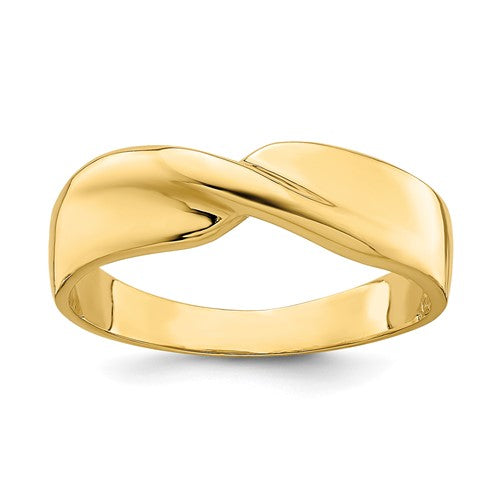 14K polished single twist ring, elegant gold jewelry ring with a smooth, shiny finish, perfect for everyday wear.