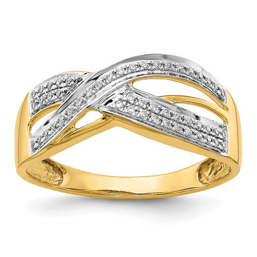 14k gold diamond ring featuring a sparkling central diamond, elegant jewelry ring by Solomon Jewelers.