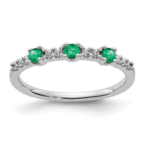 14k white gold diamond and emerald 3-stone ring featuring sparkling diamonds and vibrant emeralds in a elegant jewelry design