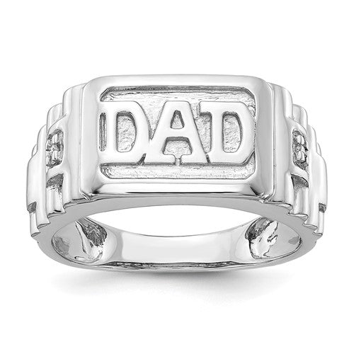 14KW AA Diamond men's ring featuring a sleek design with sparkling diamonds, crafted by Solomon Jewelers.