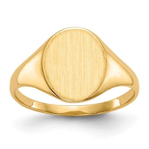 14k gold closed back signet ring with 9.5x11.0mm face, jewelry ring from Solomon Jewelers, showcasing detailed craftsmanship.