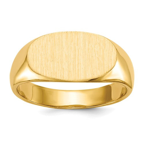 14k gold closed back signet ring with 13.5x7.0mm face, classic jewelry ring by Solomon Jewelers, showcasing polished craftsmanship.