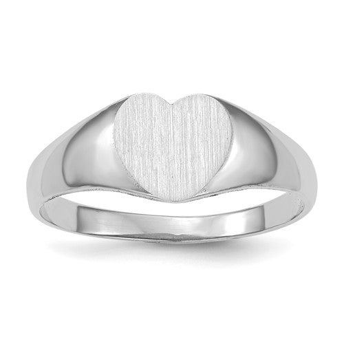 14k white gold heart signet ring with closed back, 7.0x9.5mm, jewelry ring with polished finish and detailed design.