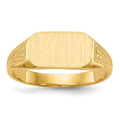 14k gold child's signet ring with 8.5x5.0mm closed back design, crafted by Solomon Jewelers.