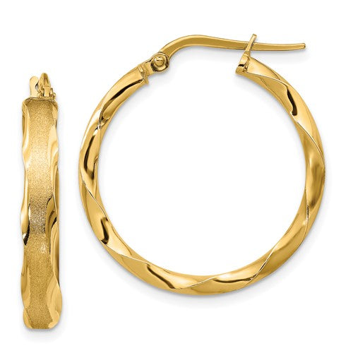 14k-satin-and-polished-scalloped-edge-hoop-earrings-SolomonJeweler-Wichita-KS-CustomJewelry