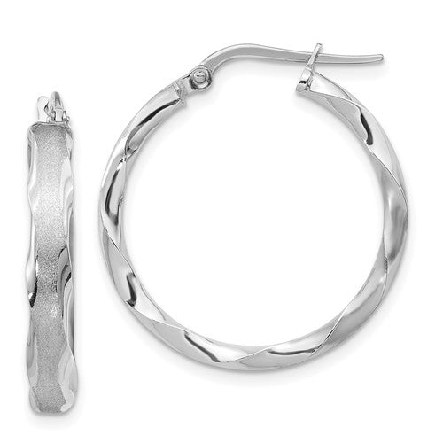 14k-white-gold-satin-and-polished-scalloped-edge-hoop-earrings-SolomonJeweler-Wichita-KS-CustomJewelry