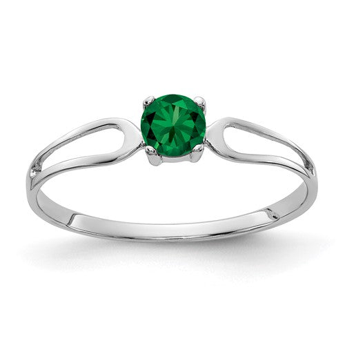 14k white gold Mount St. Helens ring with 4mm width, showcasing detailed volcanic mountain design in jewelry image