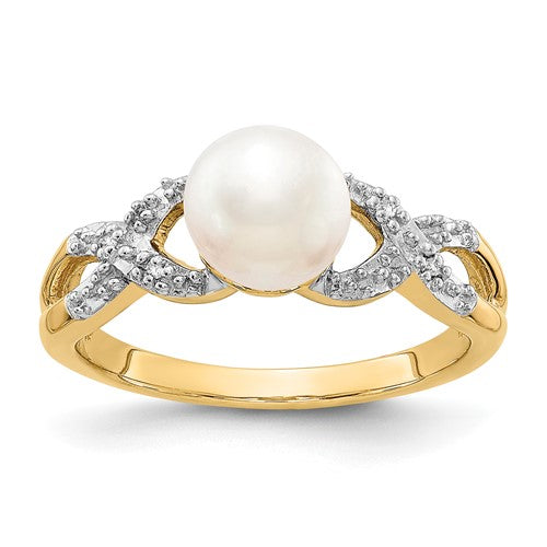 14k gold diamond and cultured pearl ring featuring a sparkling diamond accent and elegant pearl centerpiece.