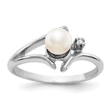 14k white gold ring featuring a 5mm cultured pearl and AA diamonds, elegant jewelry piece from Solomon Jewelers.