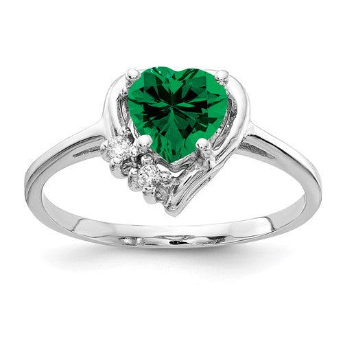 14k white gold heart-shaped mount ring with a 6mm AA diamond, featuring a solitaire design by Solomon Jewelers.