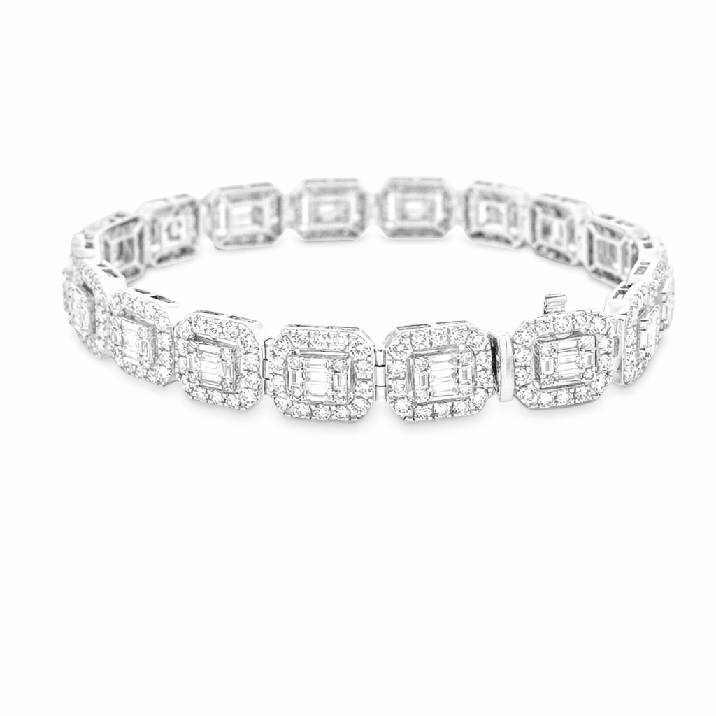 White Gold and diamond square link bracelet with baguette and round diamonds