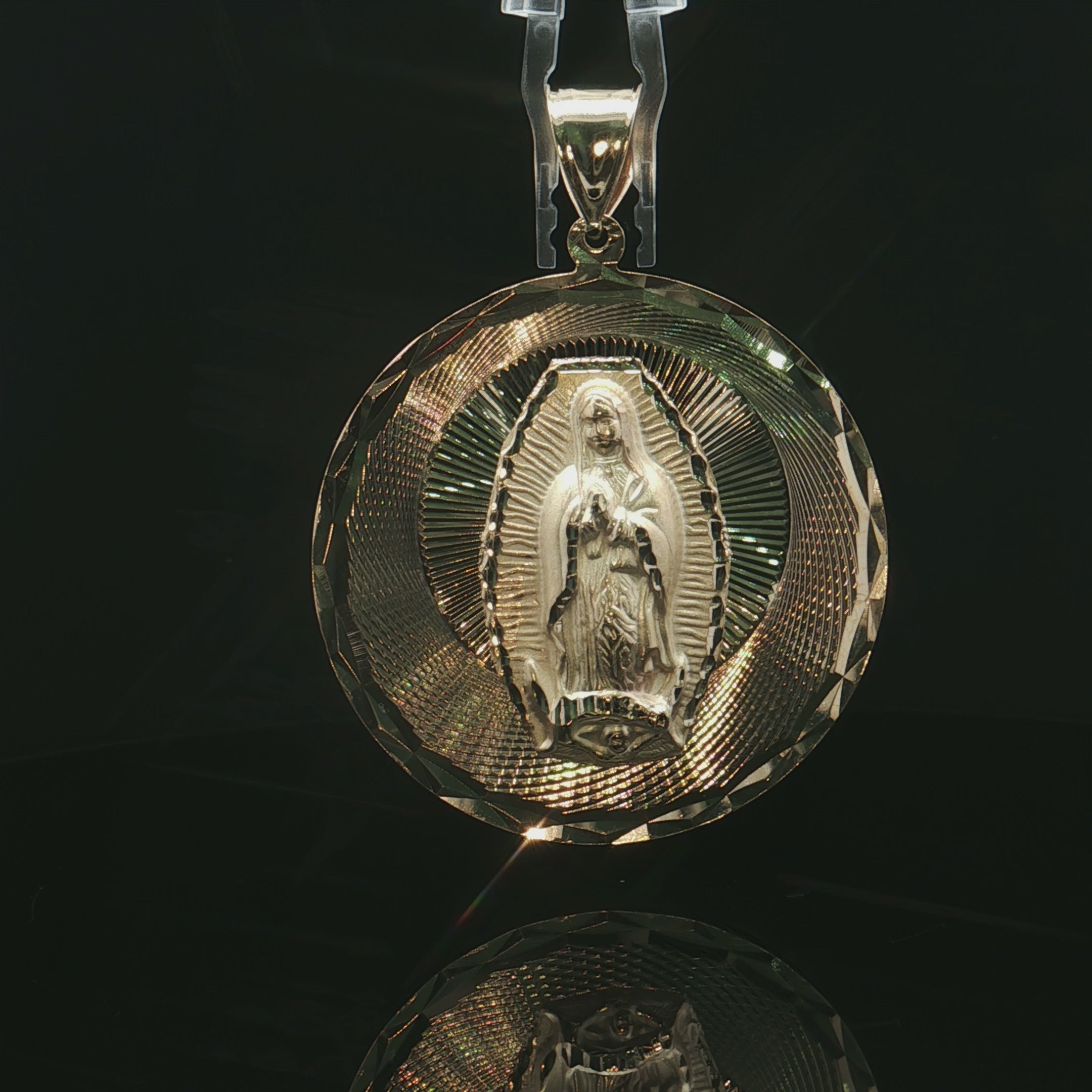 virgin mary pendant in 10 karat tri color gold